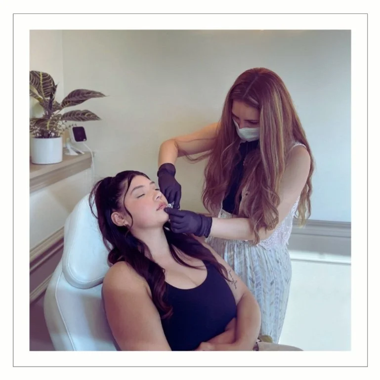 Gossip Salon ®️ in Carol Stream, IL (6)