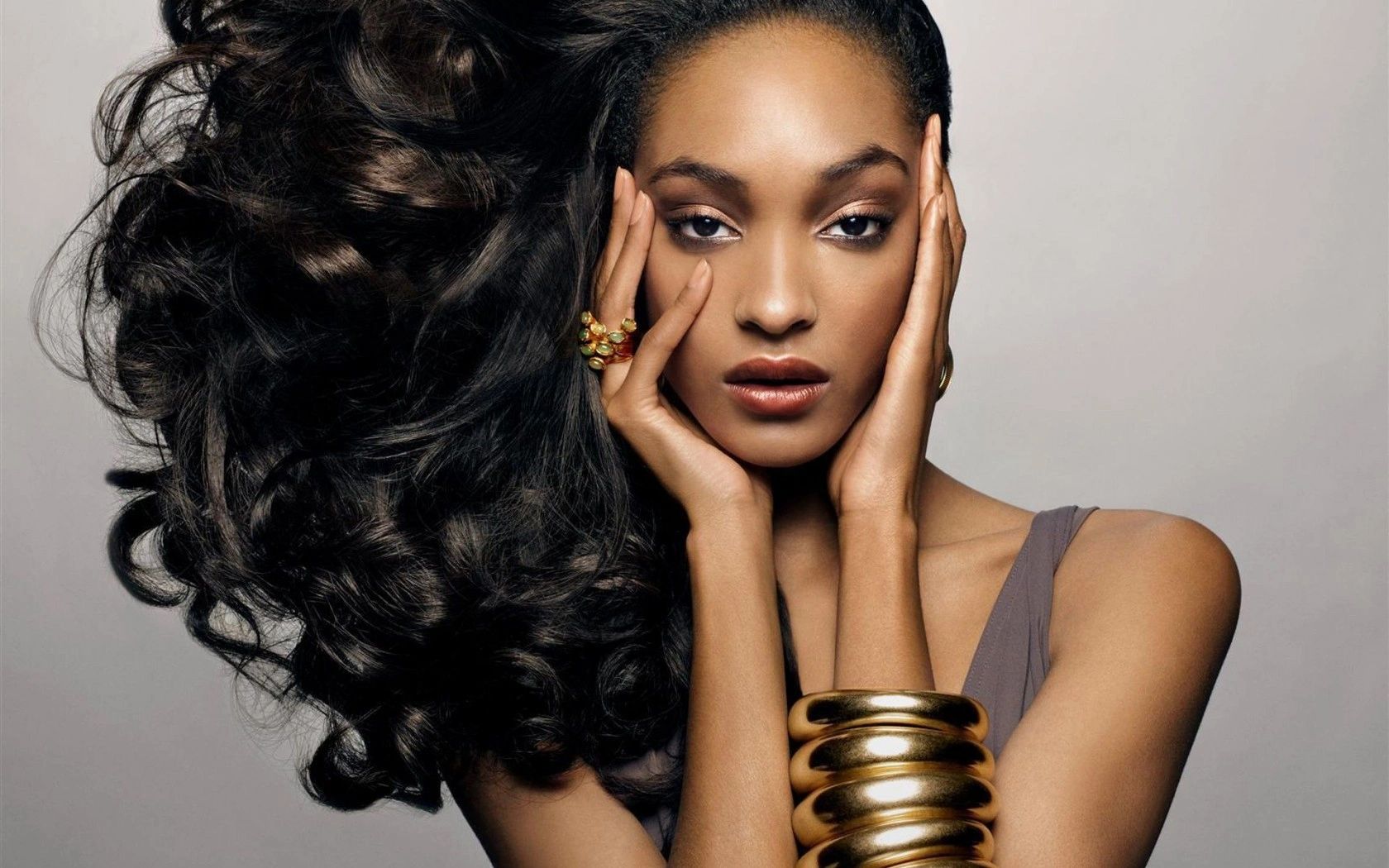 Marabou Hair Designer in Kenosha, WI