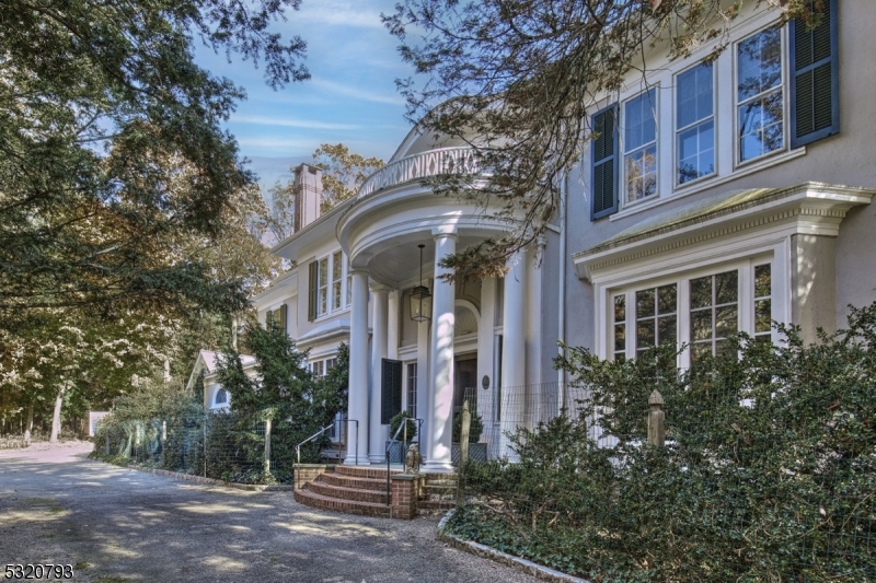 Fahey Realtors in Bernardsville, NJ (3)