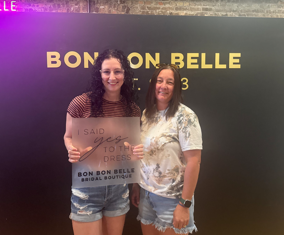 Bon Bon Belle Bridal Boutique in Burlington, WI (2)