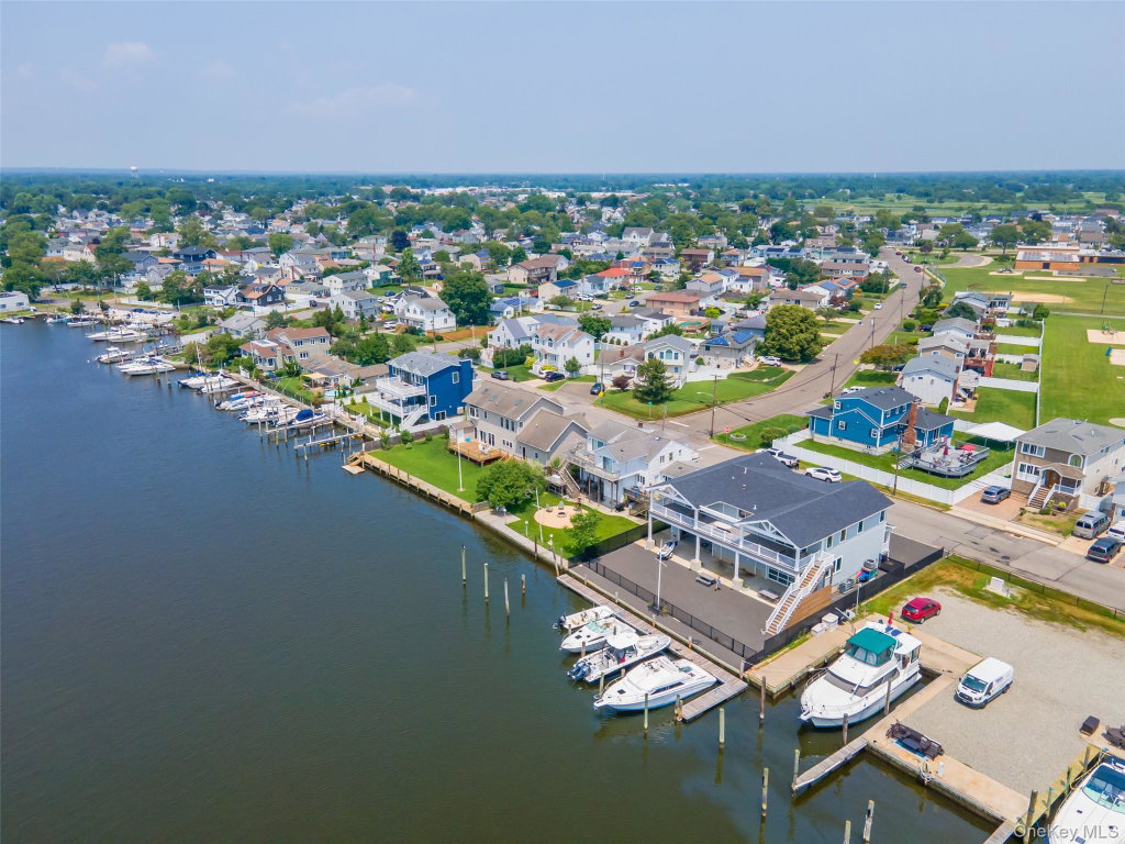Mirza Real Estate Advisors in Manhasset, NY (4)