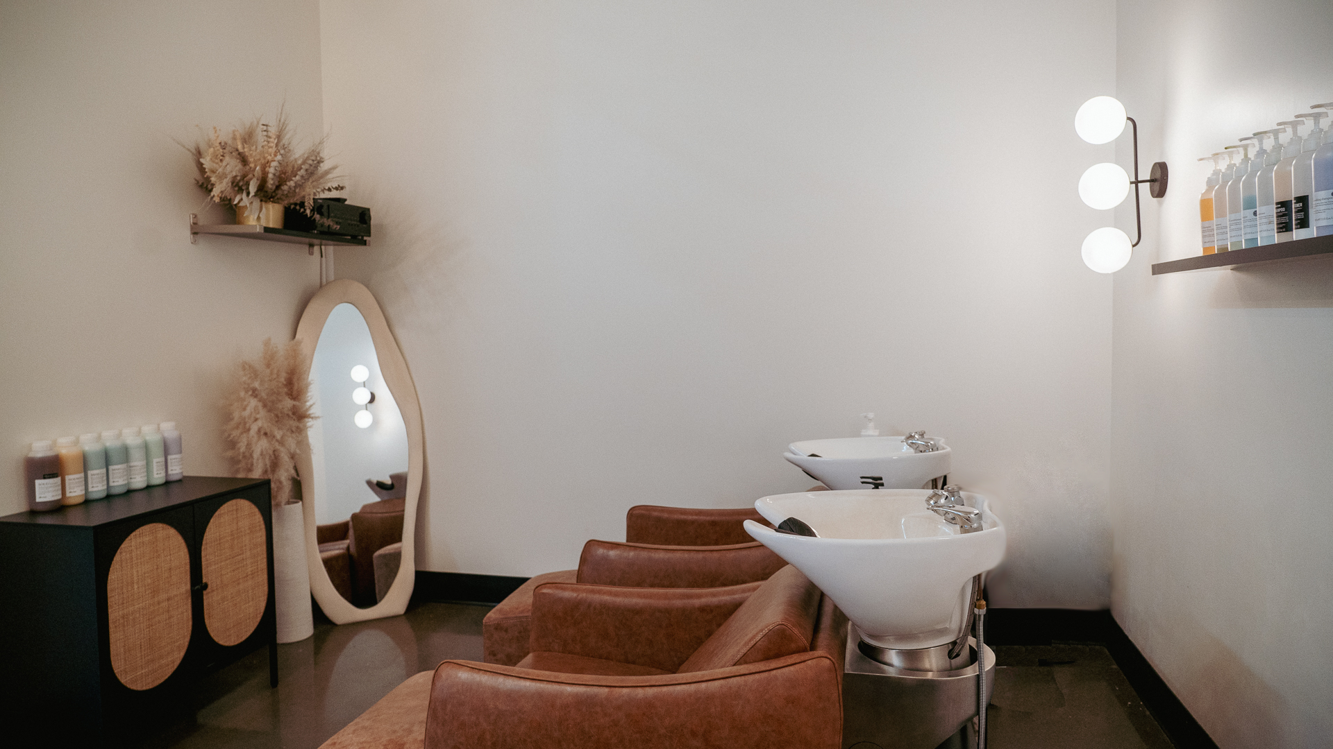Ash and Honey Salon in Truckee, CA