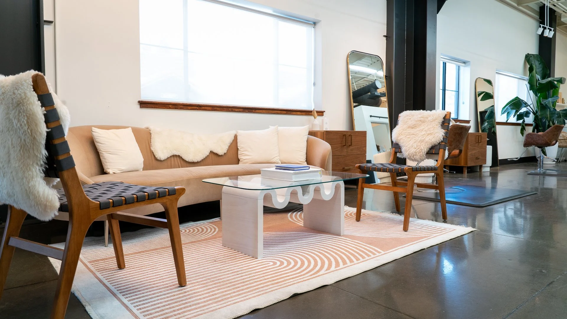 Ash and Honey Salon in Truckee, CA (3)
