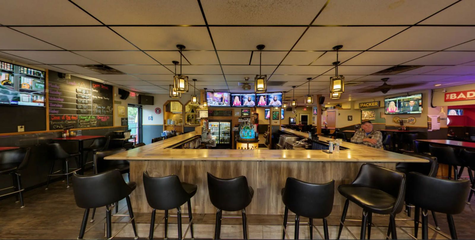 Paddy Mac's Neighborhood Pub & Grill in Verona, WI