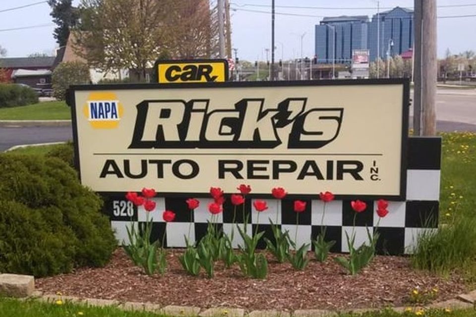 Rick's Auto Repair Inc in Wheeling, IL (6)