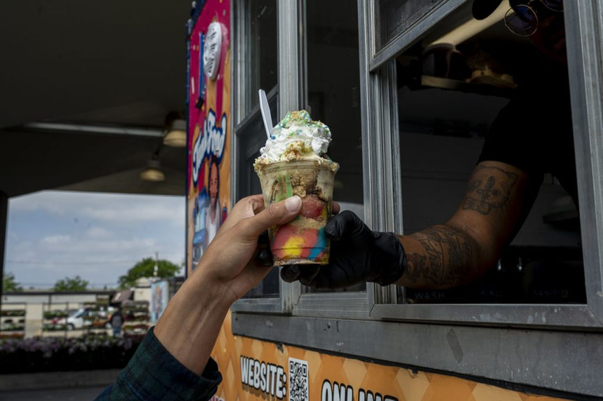 Junk Food and Friends in Auburn Hills, MI (4)