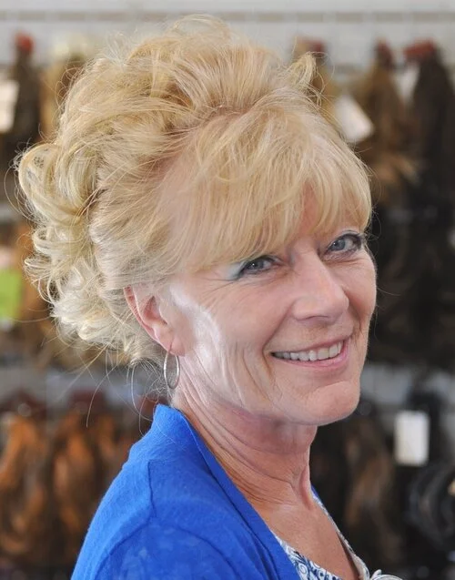 EuniWave Wig Boutique in Granger, IN (2)