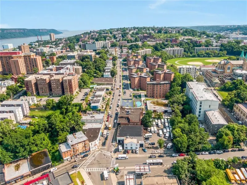 Besmatch Real Estate in Bronx, NY (5)
