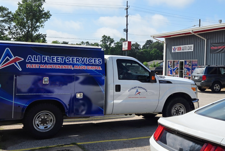 Akin Auto Care in Cleveland, TX (3)