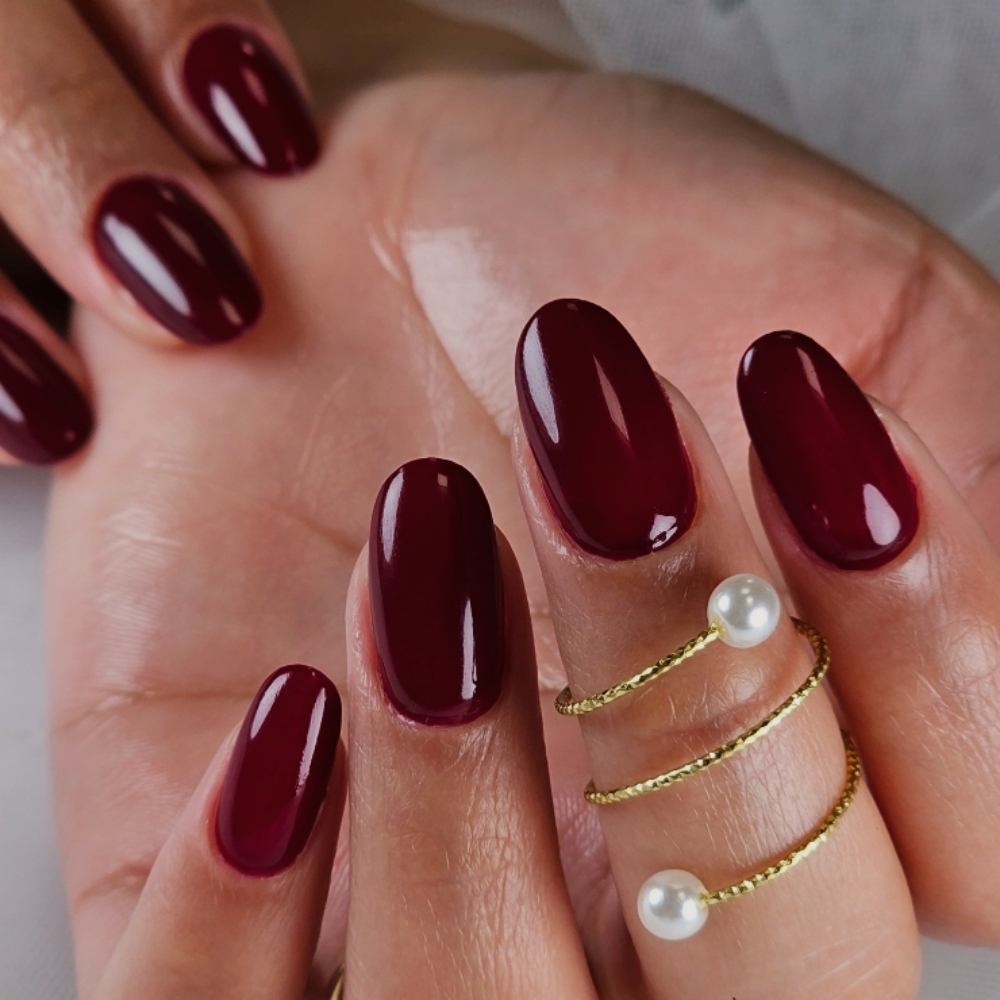 Gelleza Nail Studio in Noblesville, IN