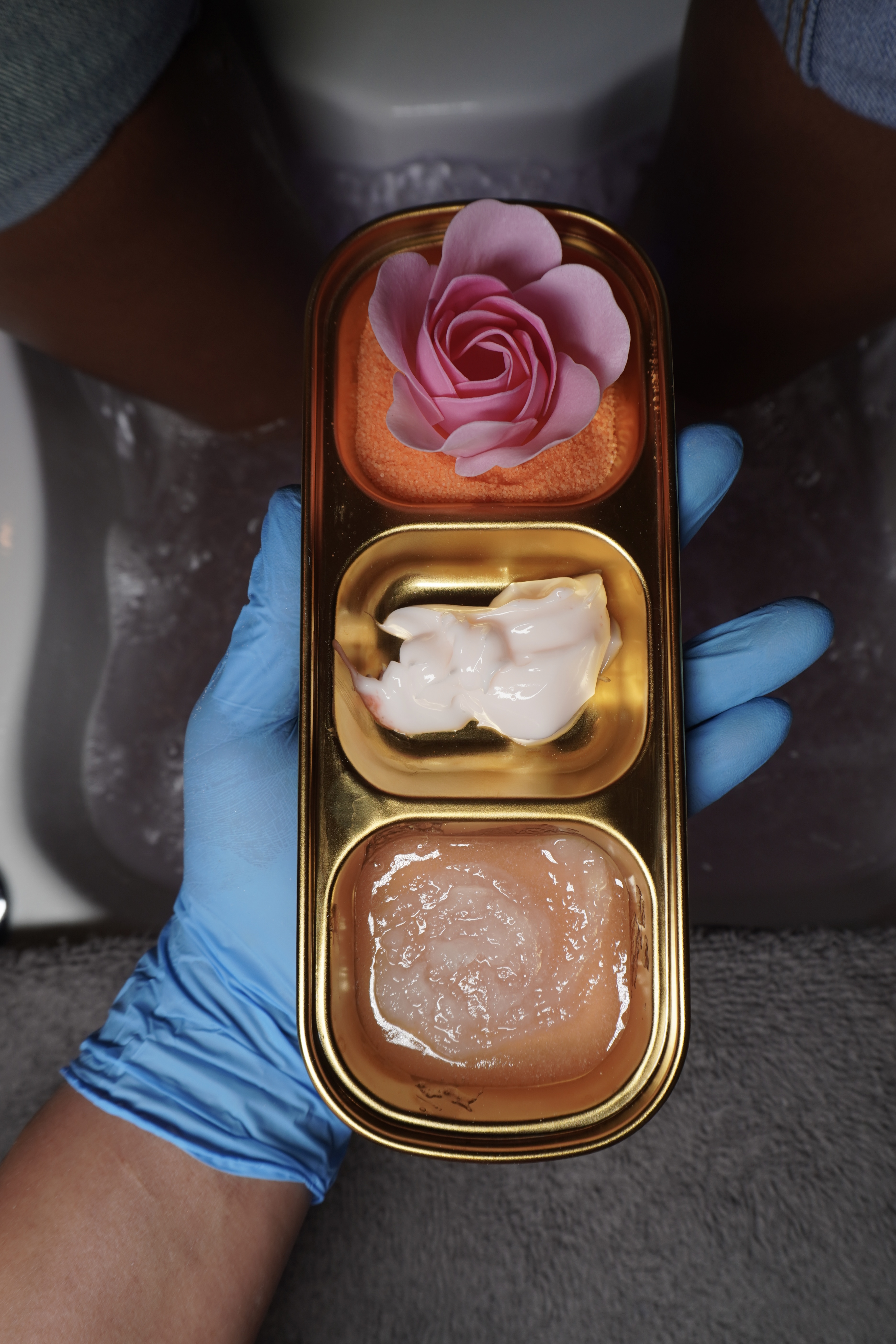 Aura Nail Spa in Dallas, TX