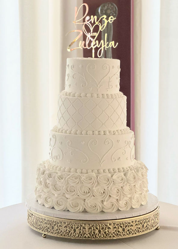 Mare's Custom Cakes in Corona, CA (2)