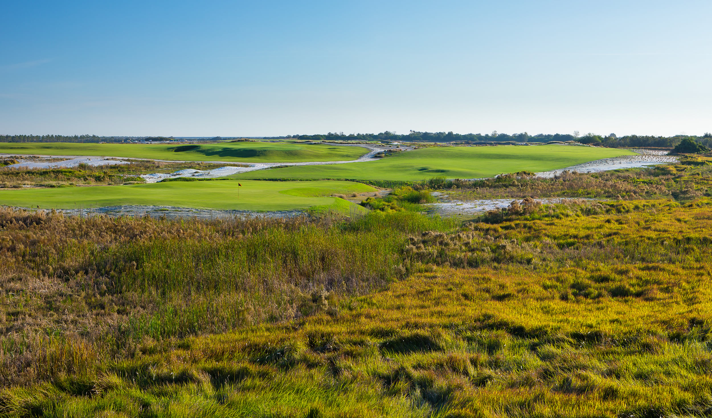 CLUBHOUSE AT STREAMSONG RED AND BLUE in Bowling Green, FL