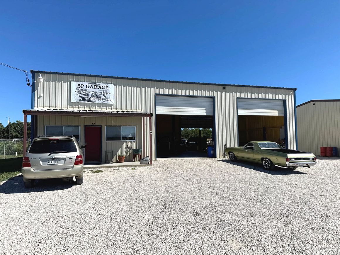 SP GARAGE LLC in Blanco, TX (2)