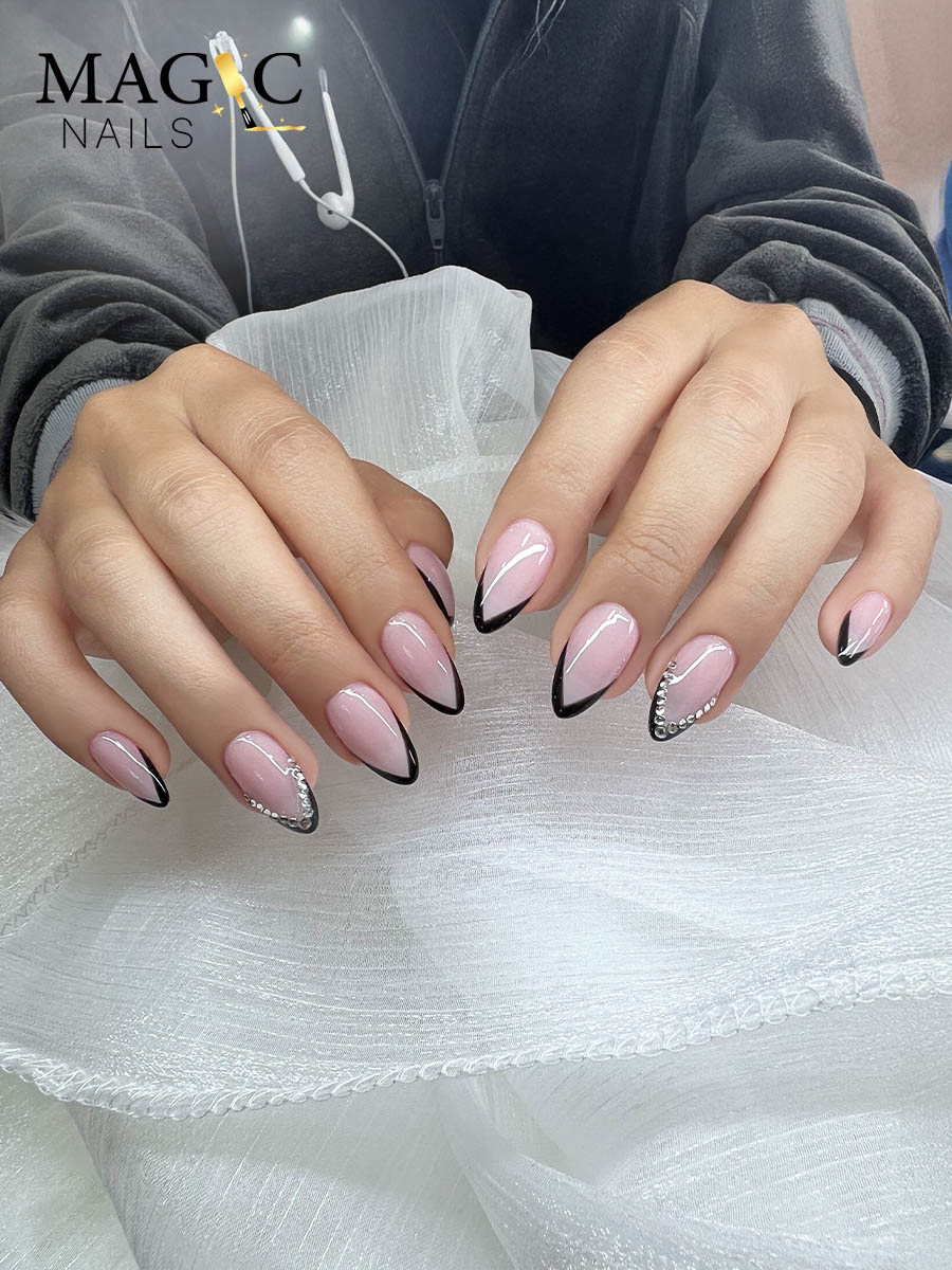 Magic Nails in Buena Park, CA (2)