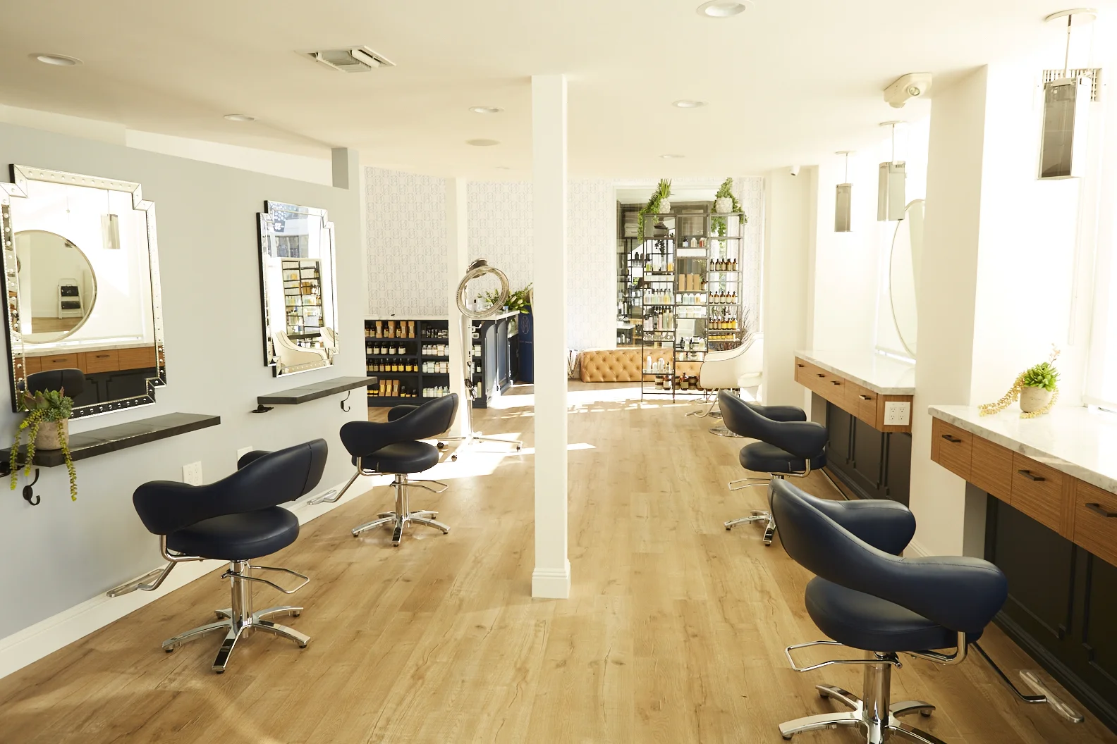 Blow Me Away organic salon & head spa in Los Angeles, CA (5)