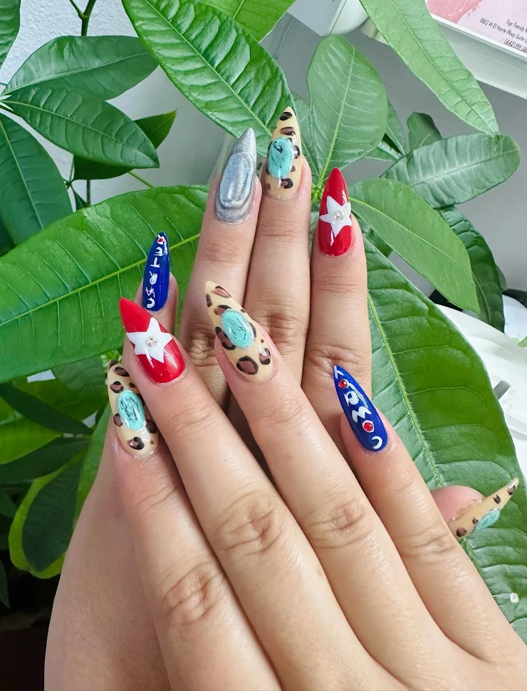 Top trendy nails & spa in Escondido, CA (4)