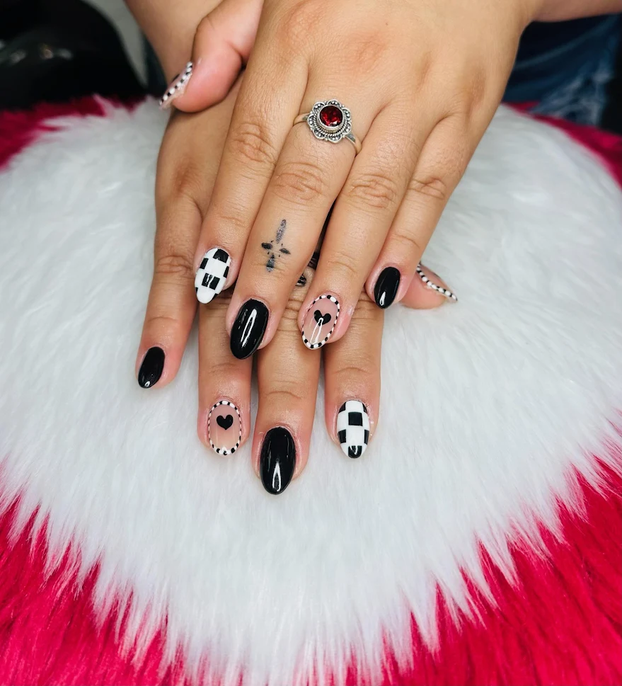 Top trendy nails & spa in Escondido, CA (5)