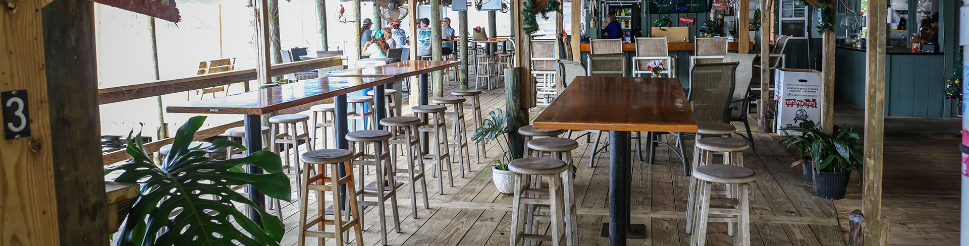 Boat Bar Welaka Lodge in Welaka, FL