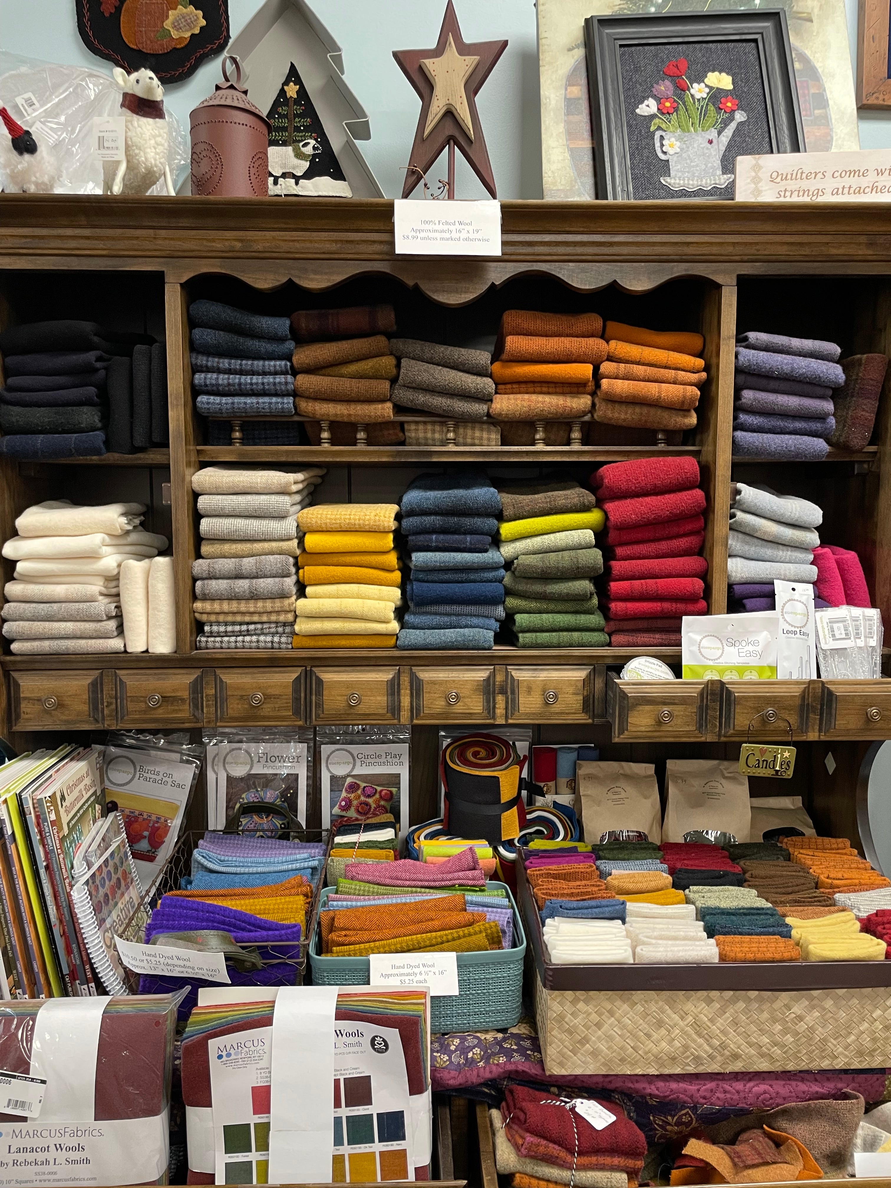 In Stitches Quilt Shop in Womelsdorf, PA (4)