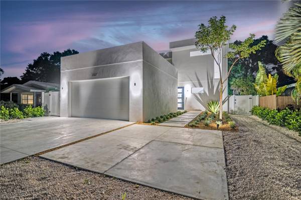 Sarasota For Sale in Sarasota, FL (4)