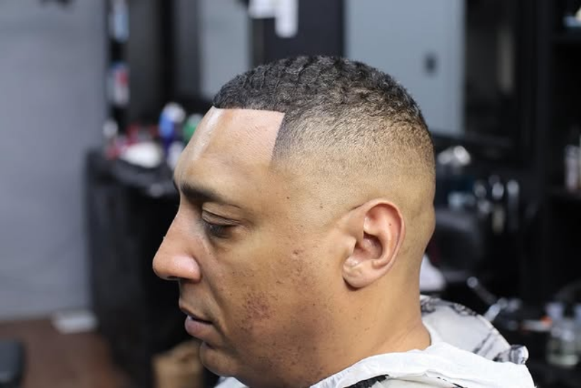 Upscale 606 Barber & Beauty Lounge in Chicago, IL (2)
