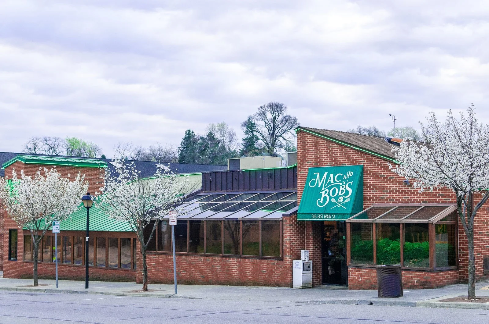 Mac and Bob's in Salem, VA (2)