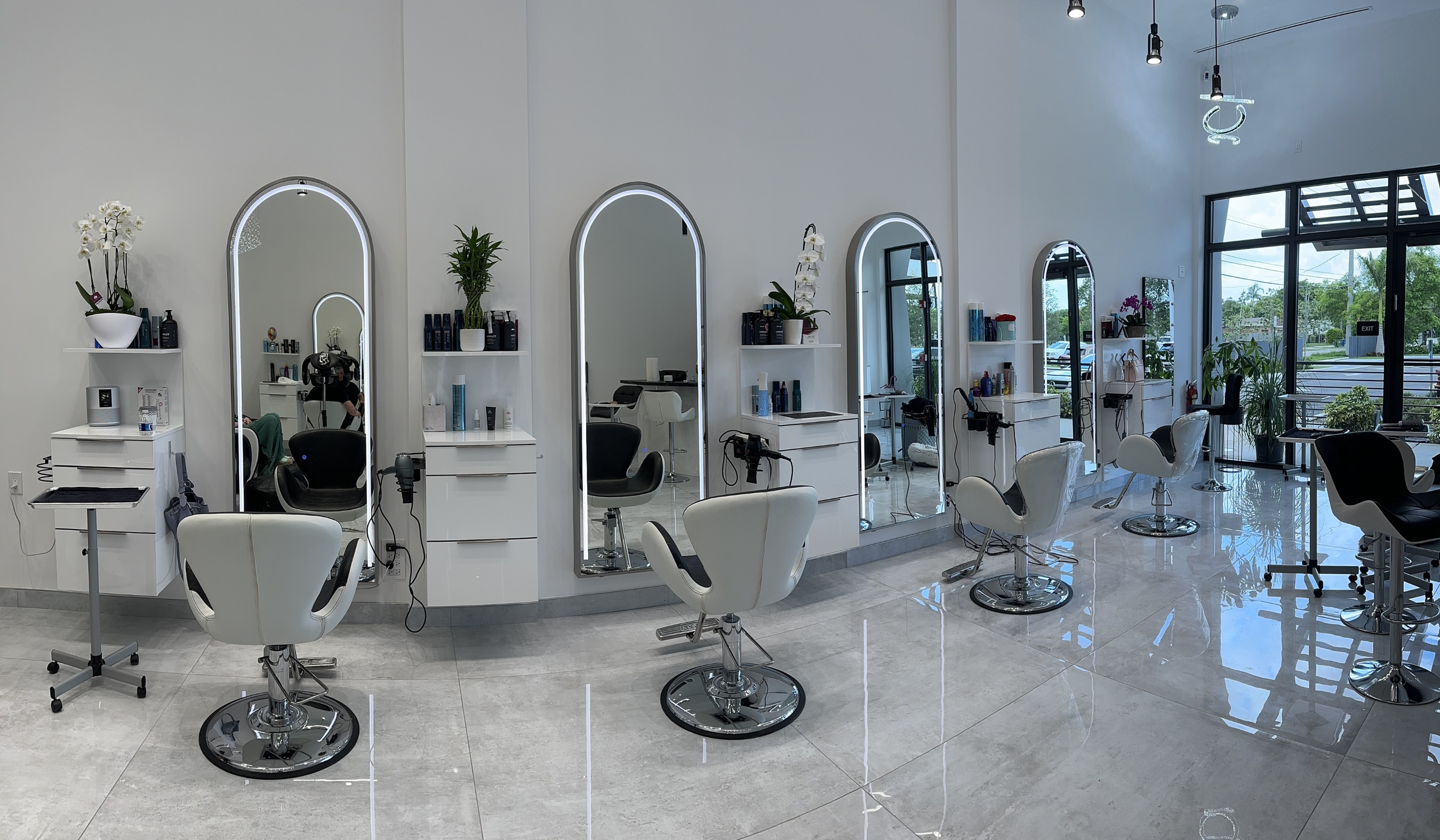 LUXHAIR STUDIO in Hallandale Beach, FL (2)