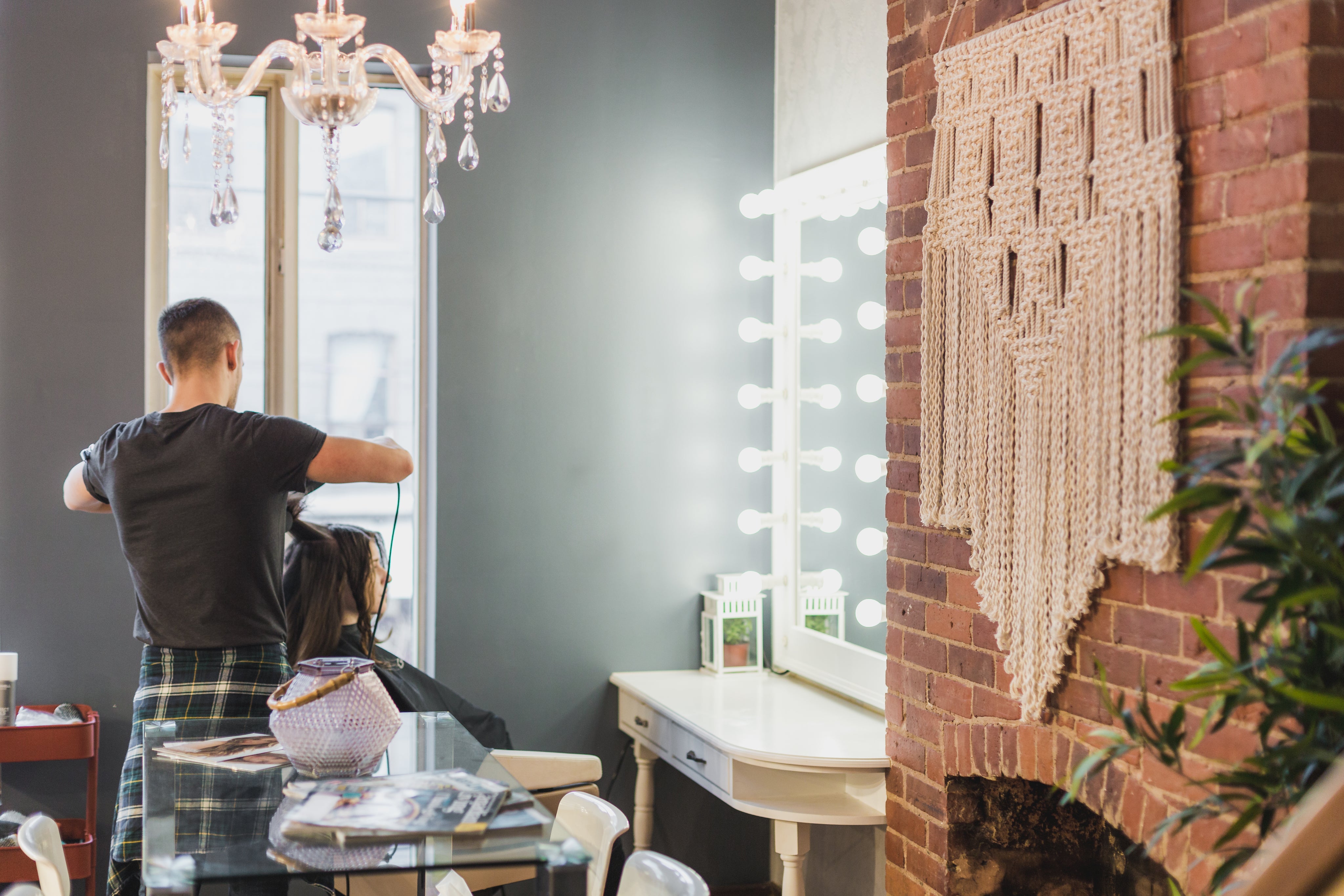Hair Reborn Salon & Beauty Supply by Phoenix in Los Angeles, CA (5)