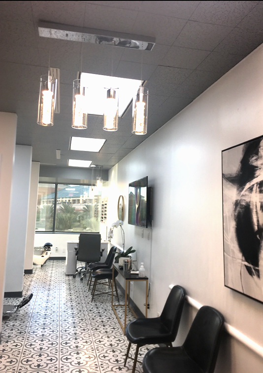 Canal Place Barber & Nail Salon in New Orleans, LA