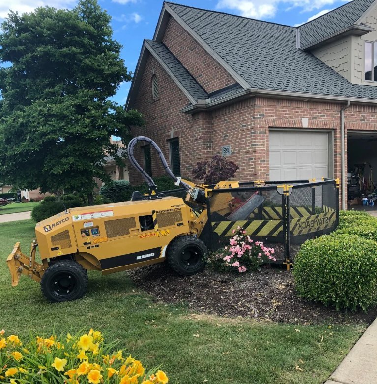 Full Tilt Stump Grinding in Chesterville, OH