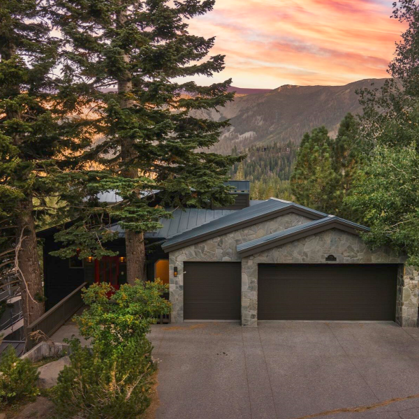 Rebecca Garrett - Realtor in Mammoth Lakes, CA (4)