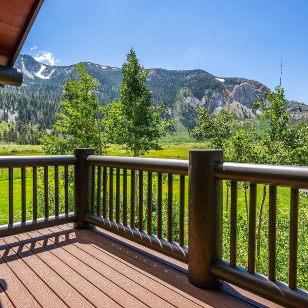 Rebecca Garrett - Realtor in Mammoth Lakes, CA (5)
