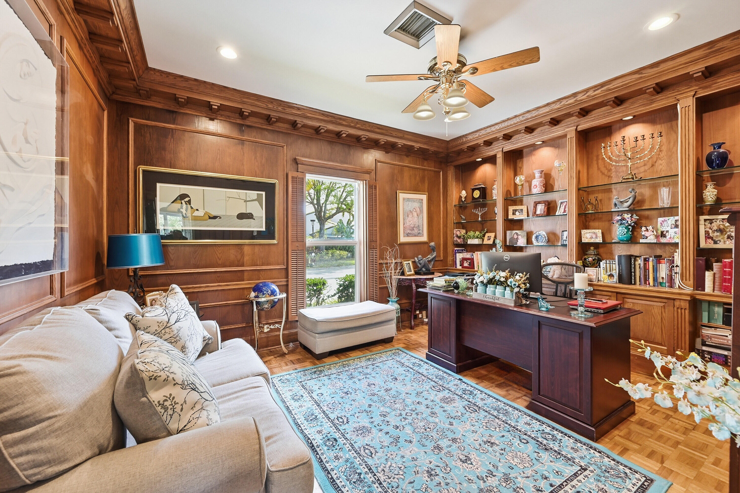 Laura Sanders Realtor REMAX in Coconut Creek, FL (2)
