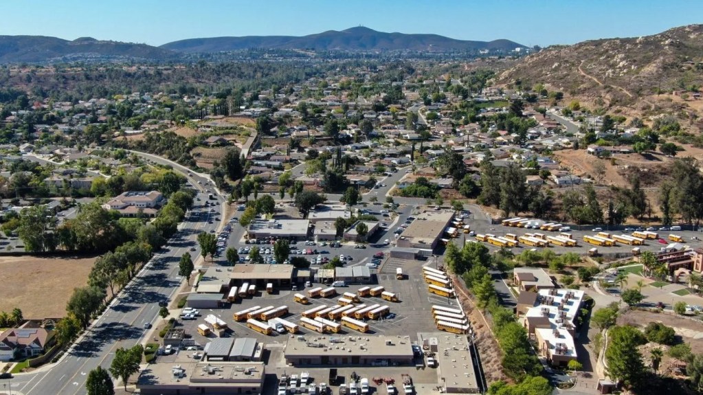 Dennis Auto Details - Mobile Car Detailing San Diego in Escondido, CA (6)