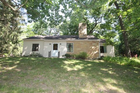 Bear Realty Inc. - Salem in Salem Lakes, WI