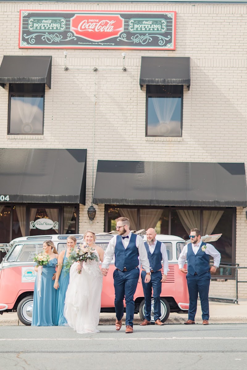 Decor Fancy Ja Floral and Event Designs in Huntersville, NC (6)