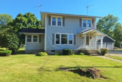 Miz Lehman Realtors-Auctioneer in Berne, IN (3)