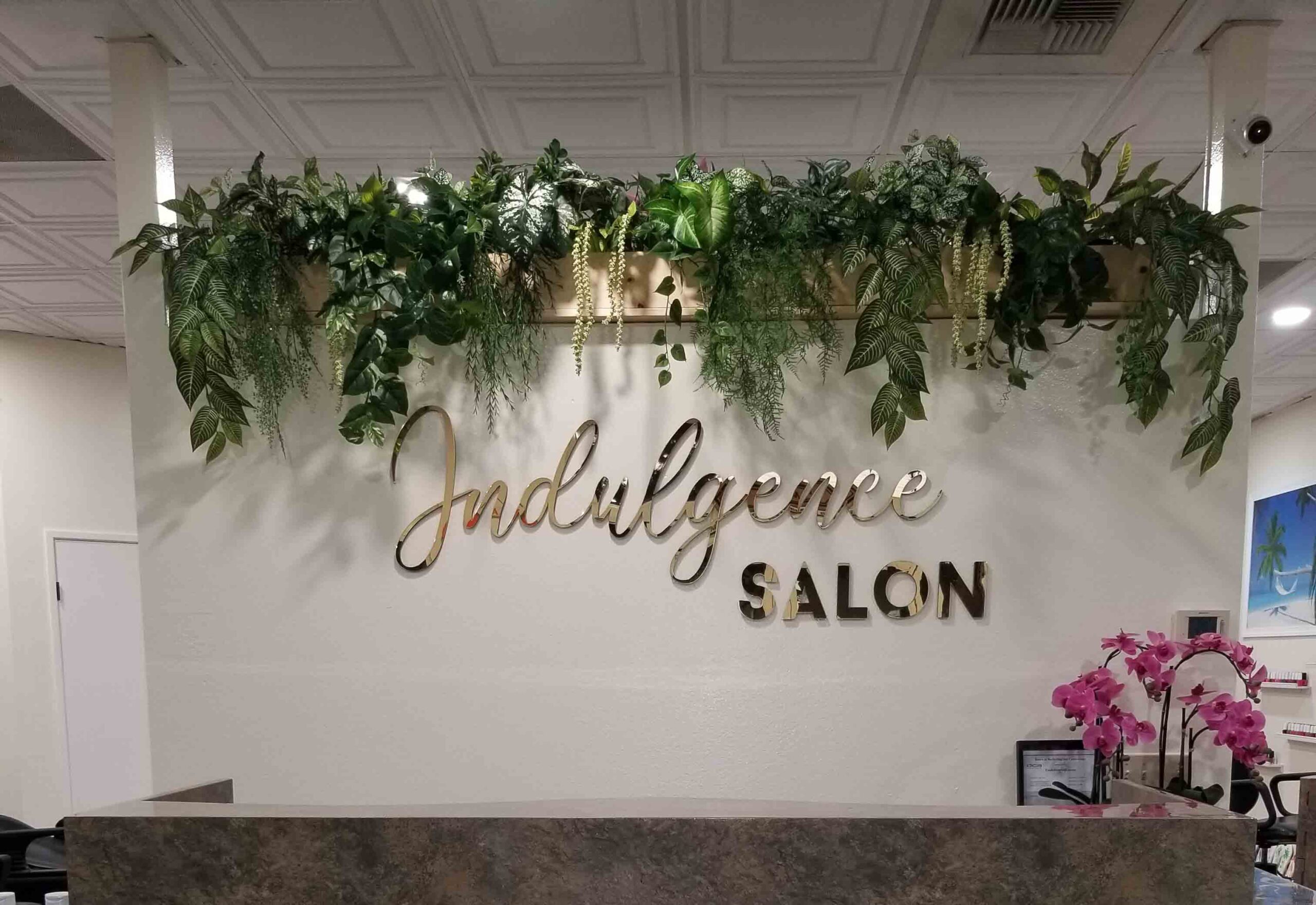 Indulgence Salon in Lakewood, CA (2)