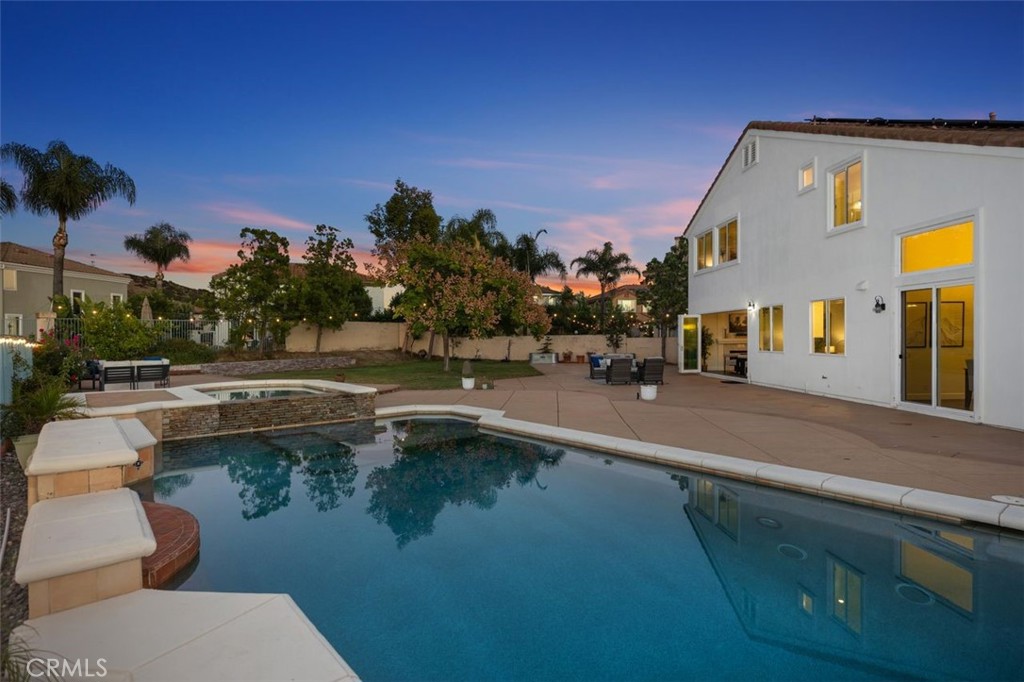 Parisa Houshangi | Real Estate Agent in Laguna Niguel, CA (5)