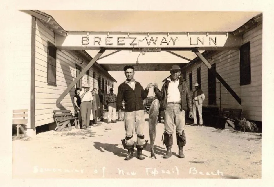 Breezeway Restaurant in Topsail Beach, NC (4)