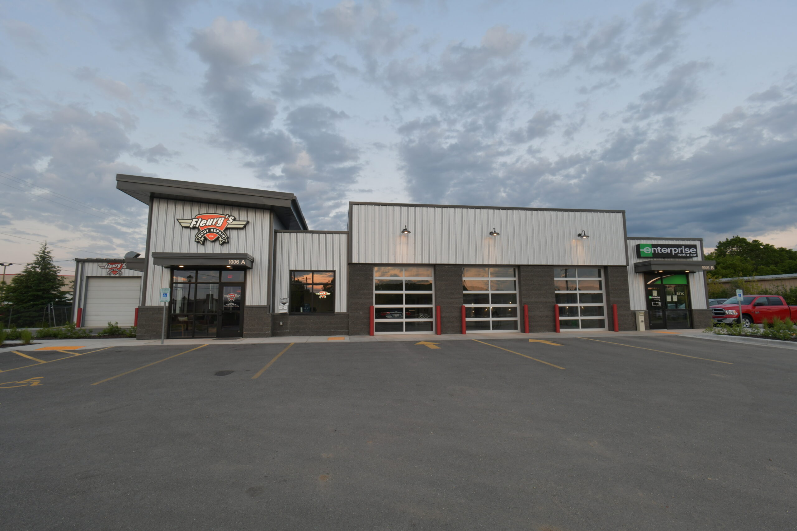 Fleury's Body Repair Inc in Mukwonago, WI (2)