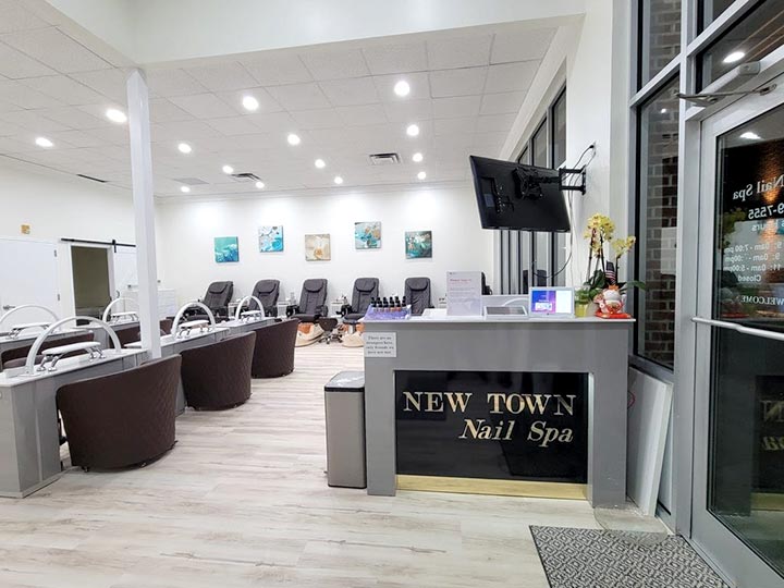 New Town Nail Spa in Williamsburg, VA (4)
