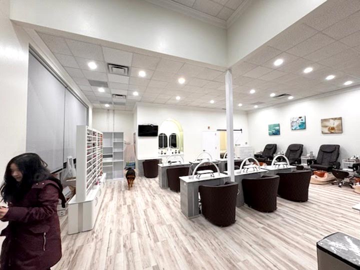 New Town Nail Spa in Williamsburg, VA (6)