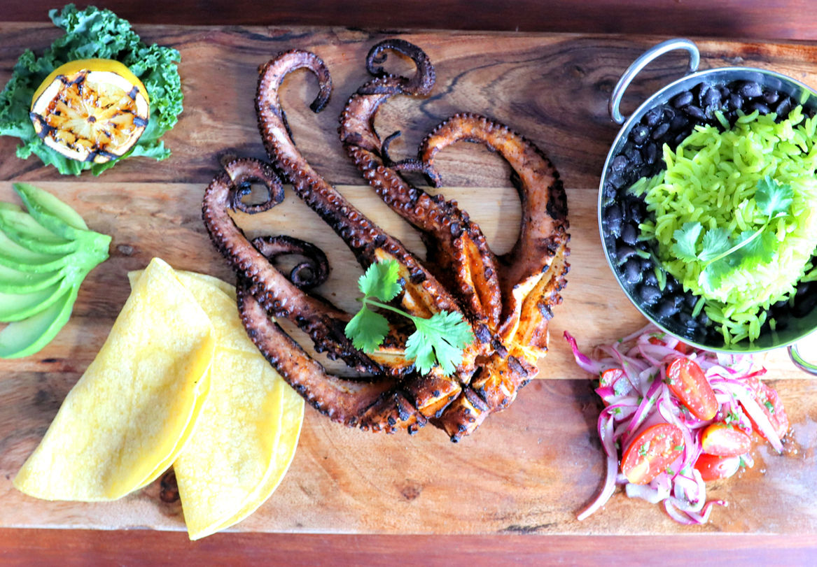 Lela’s Seafood in Cedar Hill, TX