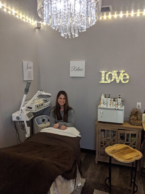Divas Beauty Studio & Spa in Marina, CA (2)