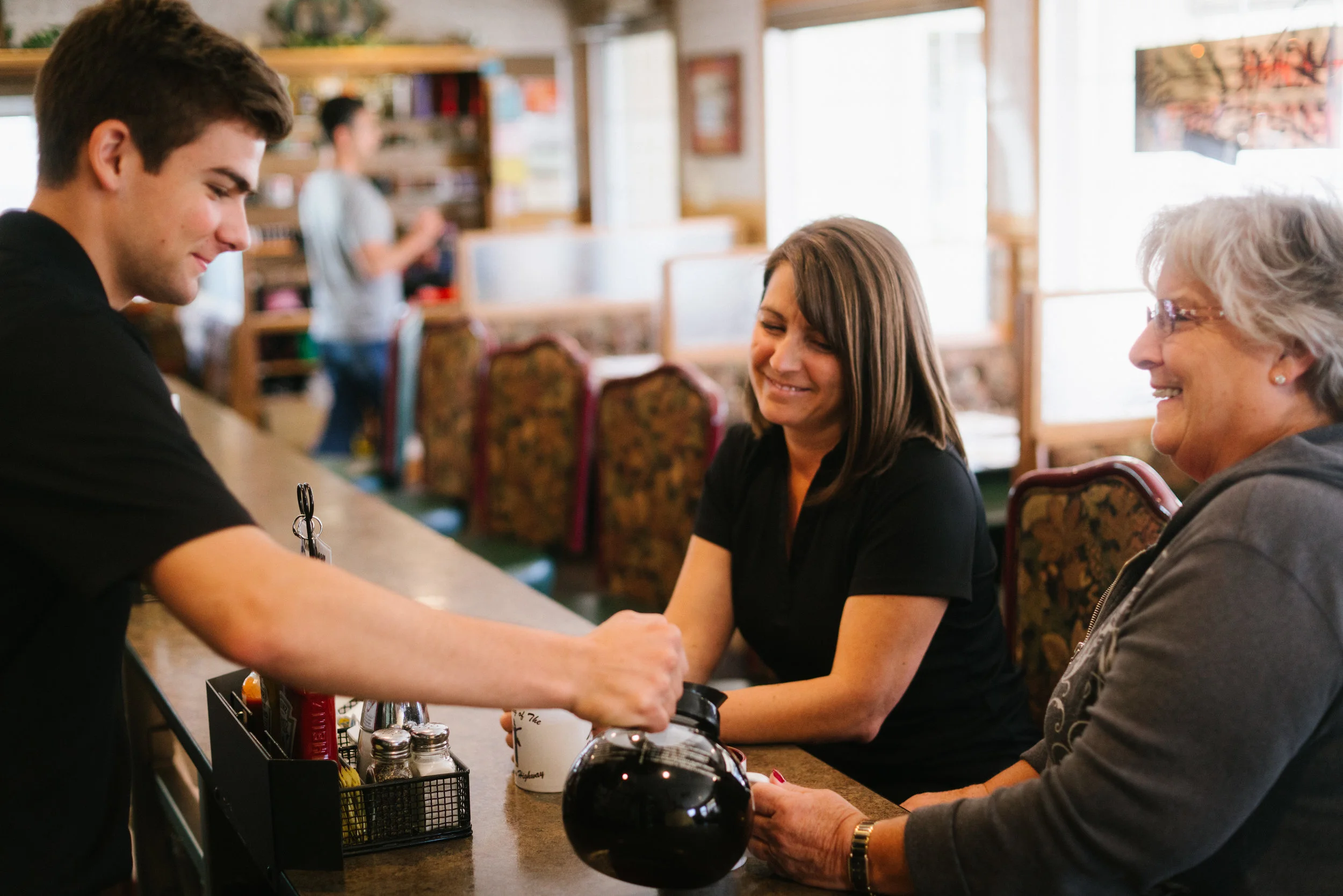 Hi-Lo Café in Weed, CA (4)