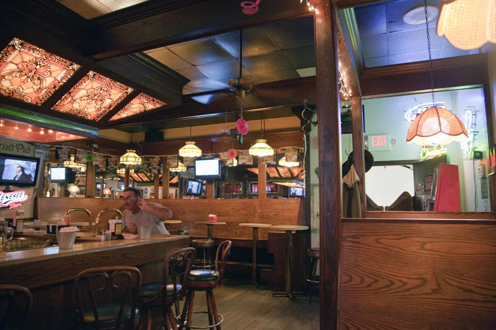 Erin's Pub in Hubbard, OH (4)