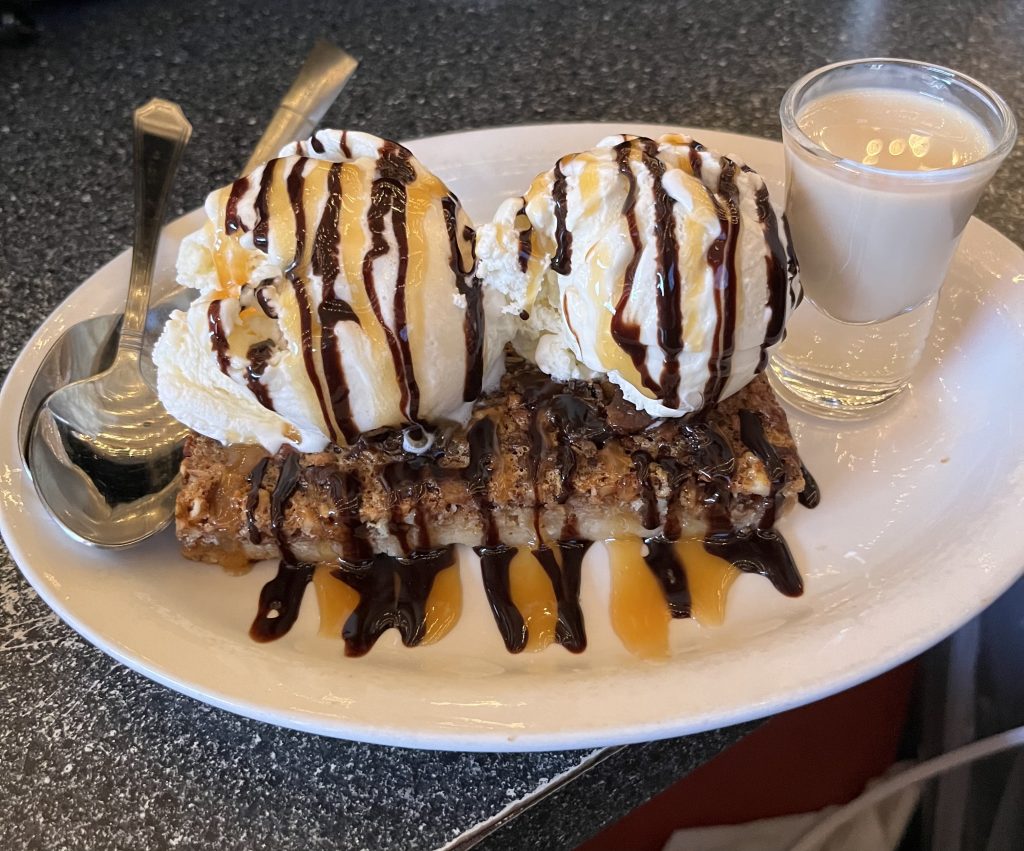 Linder's Tavern On Main in LaGrange, IN (3)