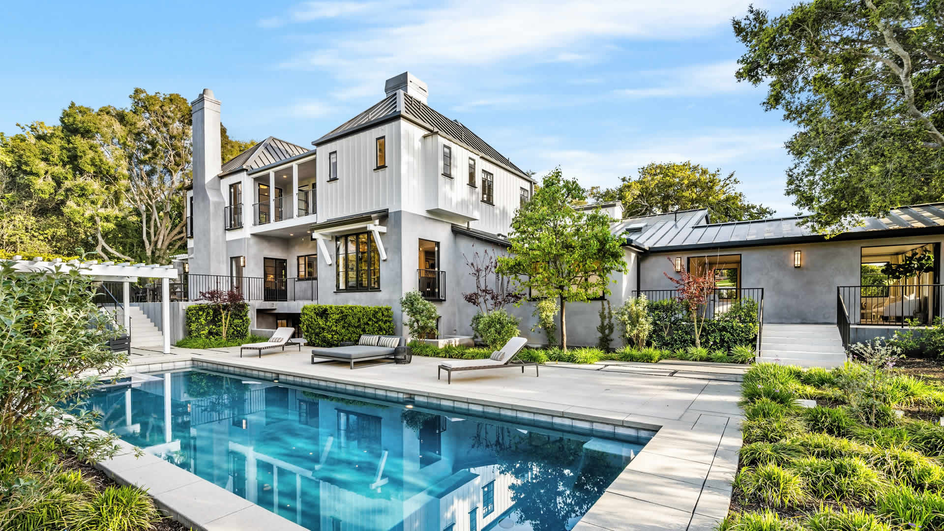 Tony Garcia Realtor in Downey, CA (3)
